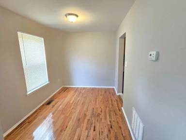 Main picture of 1865 Hawk Ct