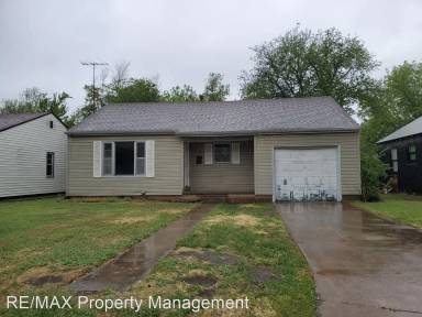 Main picture of 726 N 14th St