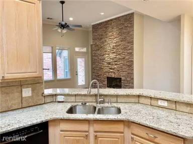 Main picture of 921 Turnstone Trl