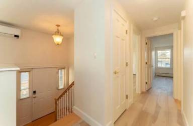 Main picture of 50 Laurel Cir