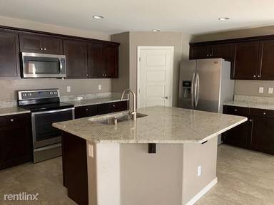 Main picture of 1433 N Balboa