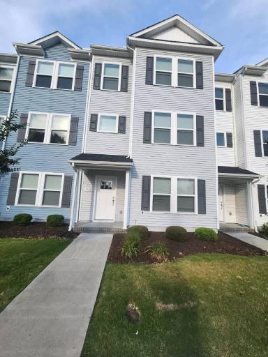 Main picture of 8502 Chesapeake Blvd