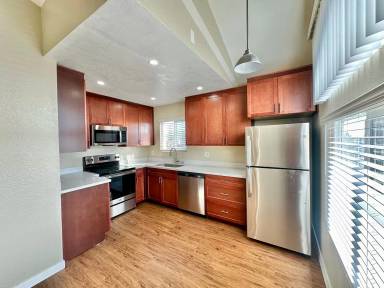 Main picture of 4447 49th St
