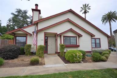 Main picture of 9656 Gage St