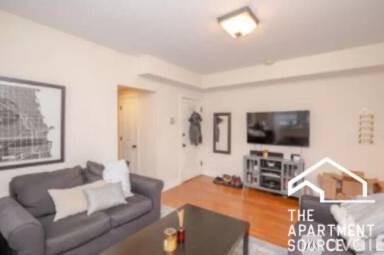 Main picture of 3433 N Lakewood Ave