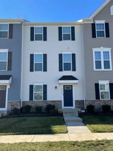 Main picture of 6406 Crittenden Ln