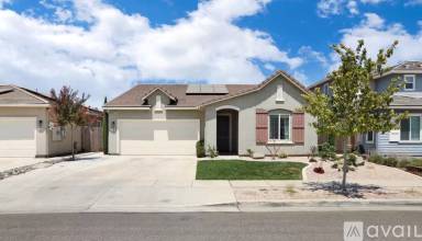 Main picture of 2433 Wisteria Ln