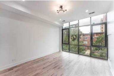 Main picture of 5731 N Winthrop Ave