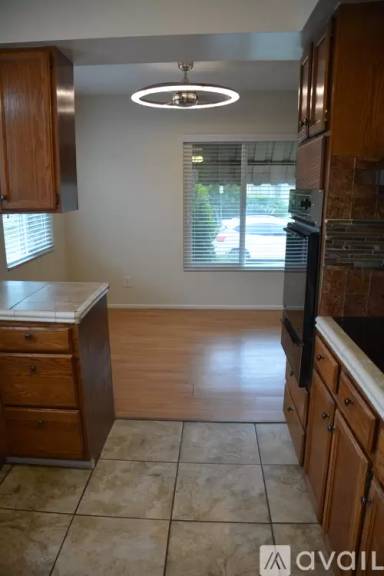 Main picture of 767 Southview Rd
