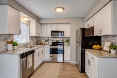 Main picture of Z on Decker Apartments