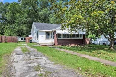 Main picture of 4919 Court R