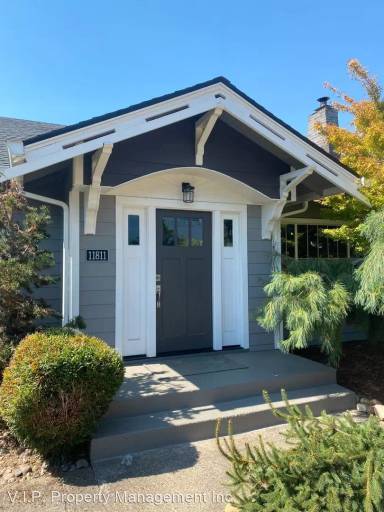 Main picture of 11811 SE Mill Ct