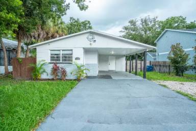Main picture of 3703 N Tampa St