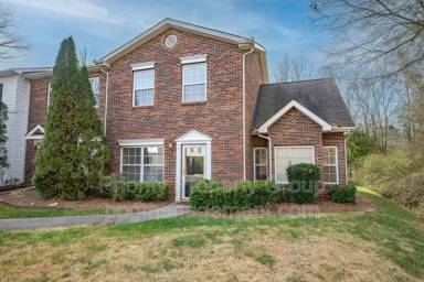 Main picture of 2104 Sardony Ln