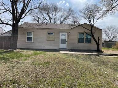 Main picture of 3013 E Locust St