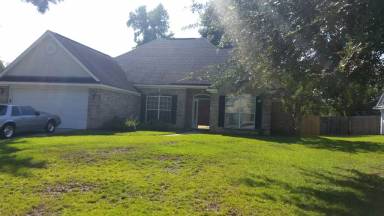 Main picture of 12 Pebble Rd