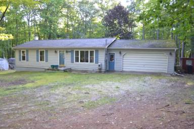 Main picture of 8376 Hillcrest Rd