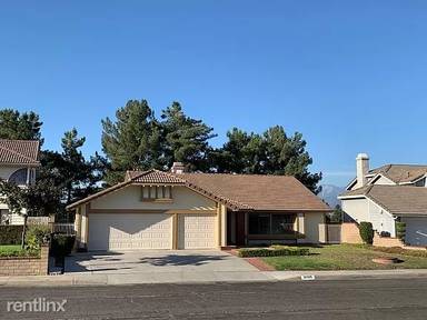 Main picture of 20335 E Crestline Dr