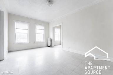 Main picture of 2712 N Milwaukee Ave