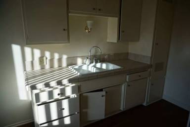 Main picture of 3138 E 3rd St