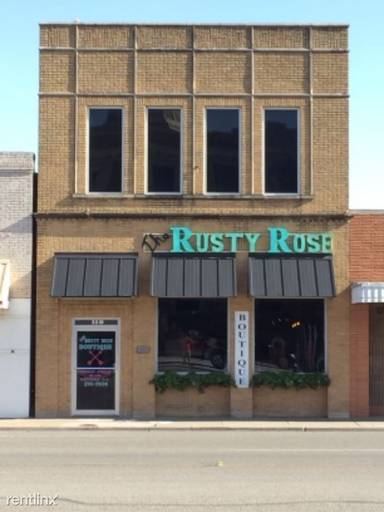 Main picture of 110 E 5th St