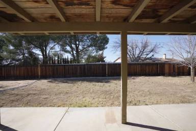 Main picture of 13962 Olathe Rd