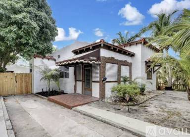 Main picture of 912 34th St