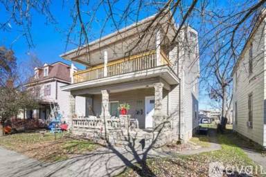 Main picture of 338 Elm St
