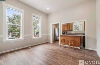 Main picture of 3229 Elm St