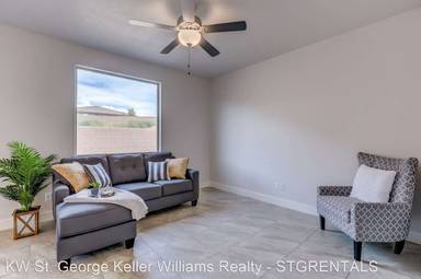 Main picture of 1005 N Tortoise Rock Dr