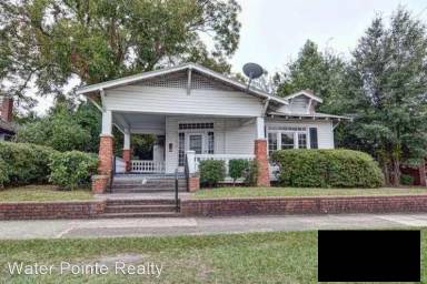 Main picture of 1512 Dock St