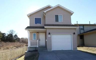 Main picture of 3555 T St