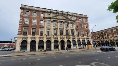 Main picture of 355 East Ave