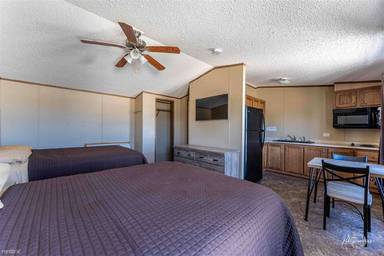 Main picture of Elite Cabins and RV Park