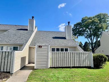 Main picture of 4 Pillory Cir