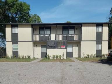 Main picture of 2541 S Myrtle Ave