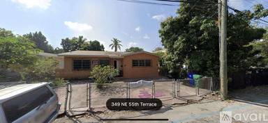 Main picture of 342 NE 55th Ter