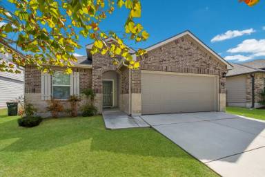 Main picture of 109 Falco Ln