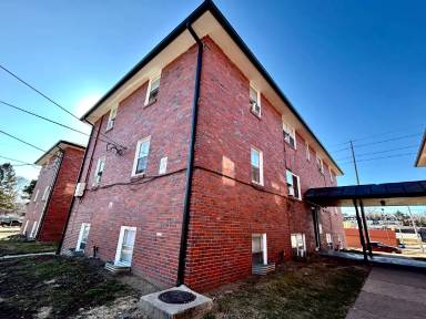 Main picture of 621-816 N 44th St Apartments