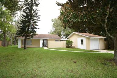 Main picture of 47 Farragut Dr