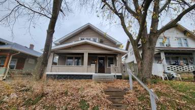 Main picture of 35 Woodland Dr