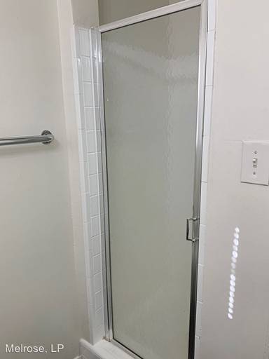 Main picture of 5924 Melrose Ave Apartments