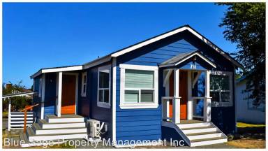 Main picture of 711 E Lauridsen Blvd
