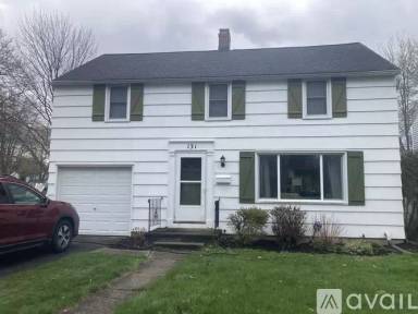 Main picture of 131 Shelbourne Rd