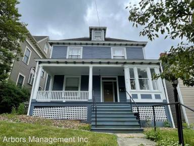 Main picture of 514 E Chestnut St