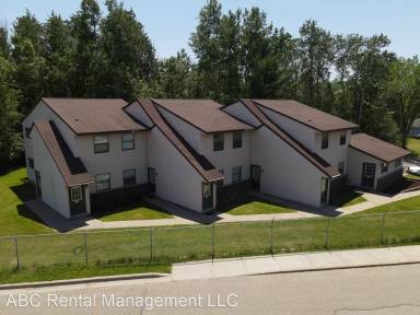 Main picture of 305 2nd St N