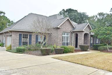 Main picture of 446 Mango Ln