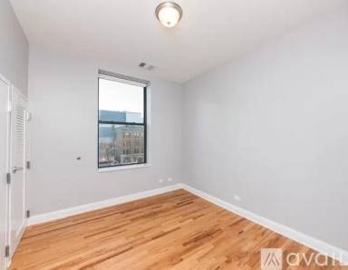 Main picture of 3126 N Broadway St