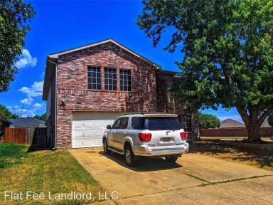 Main picture of 3104 Pompi Dr