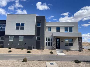 Main picture of 5515 S Carnelian Pkwy
